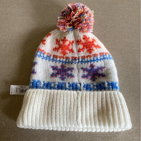 BNWT Old Navy Knit Pompom Hat - Picture 4 of 7